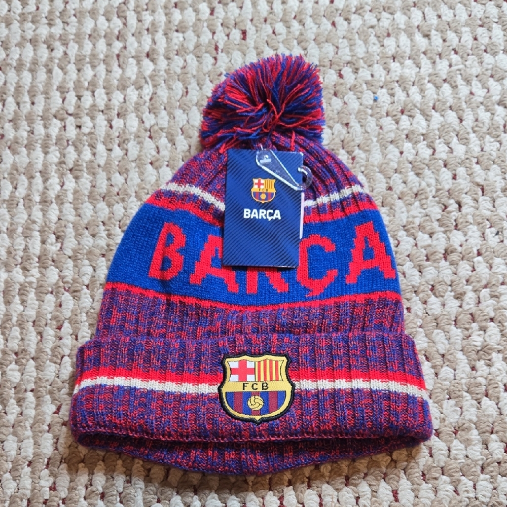 Sports FC Barcelona FCB Barca Beanie Winter Hat Soccer Pom Pom